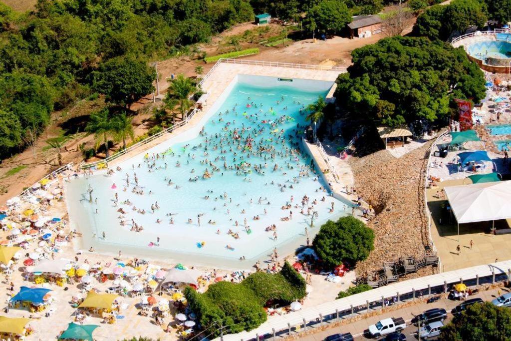 Piazza Diroma - Cortesia Park Diroma, Splash E Slide Caldas Novas Exteriör bild