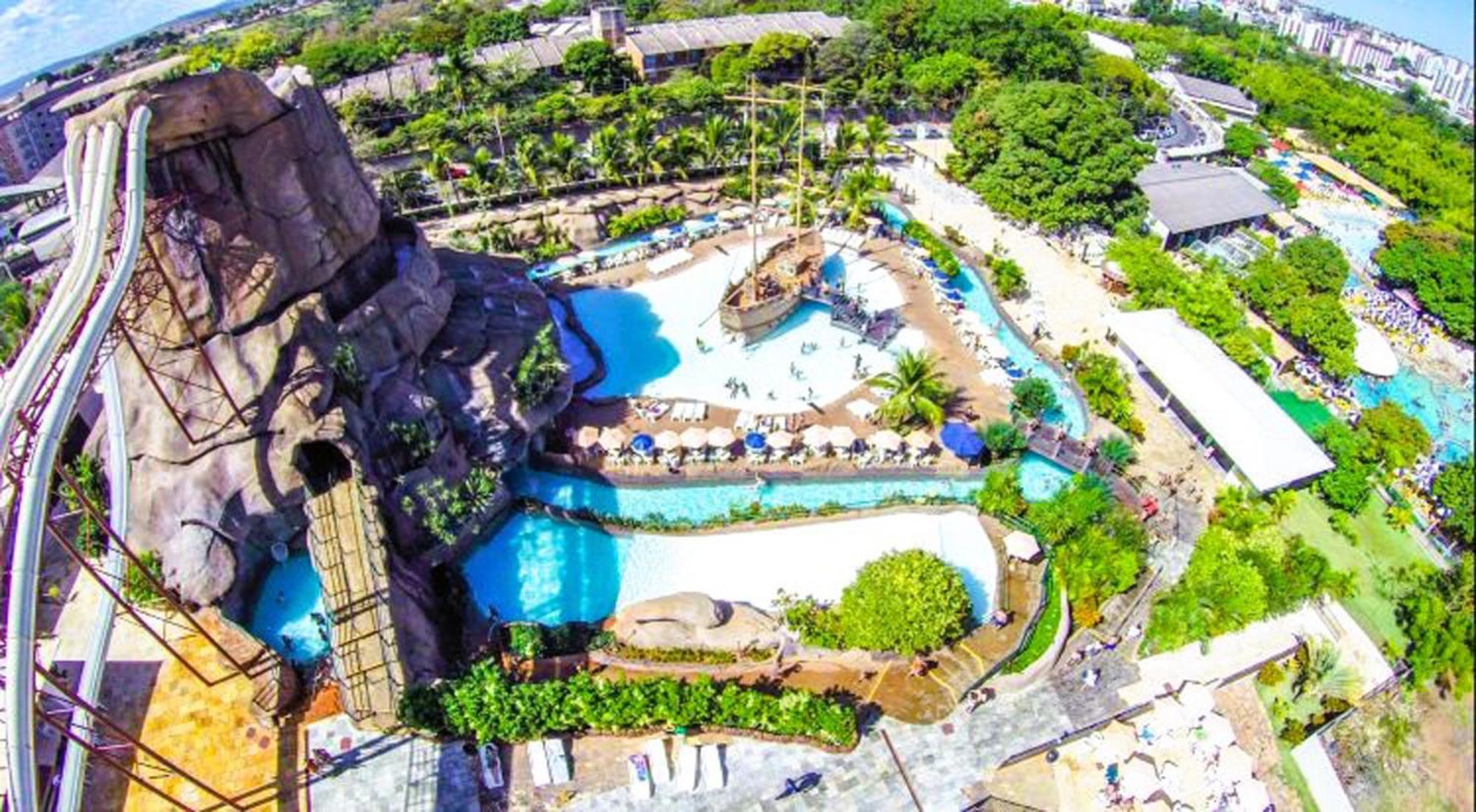 Piazza Diroma - Cortesia Park Diroma, Splash E Slide Caldas Novas Exteriör bild