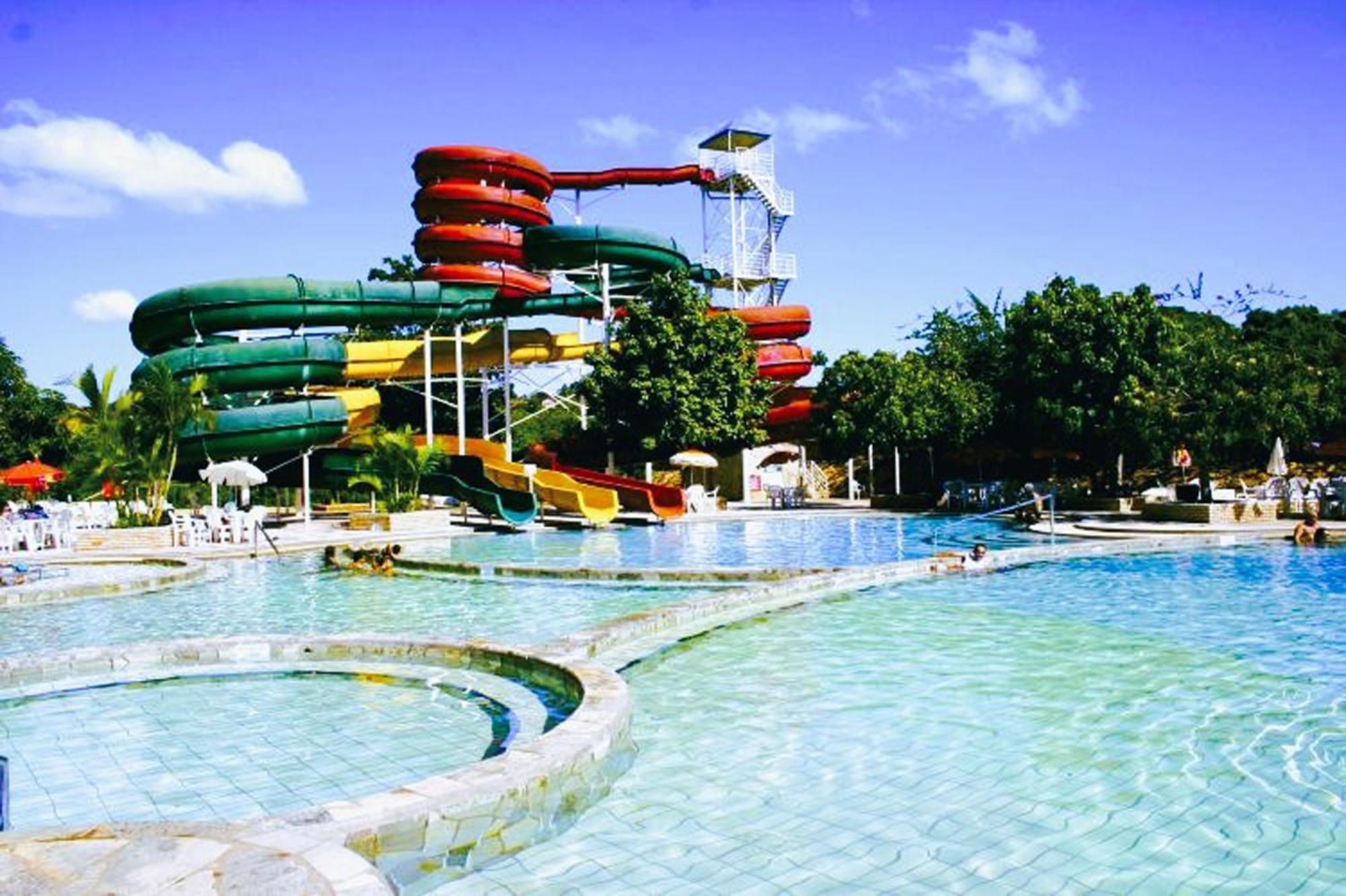 Piazza Diroma - Cortesia Park Diroma, Splash E Slide Caldas Novas Exteriör bild