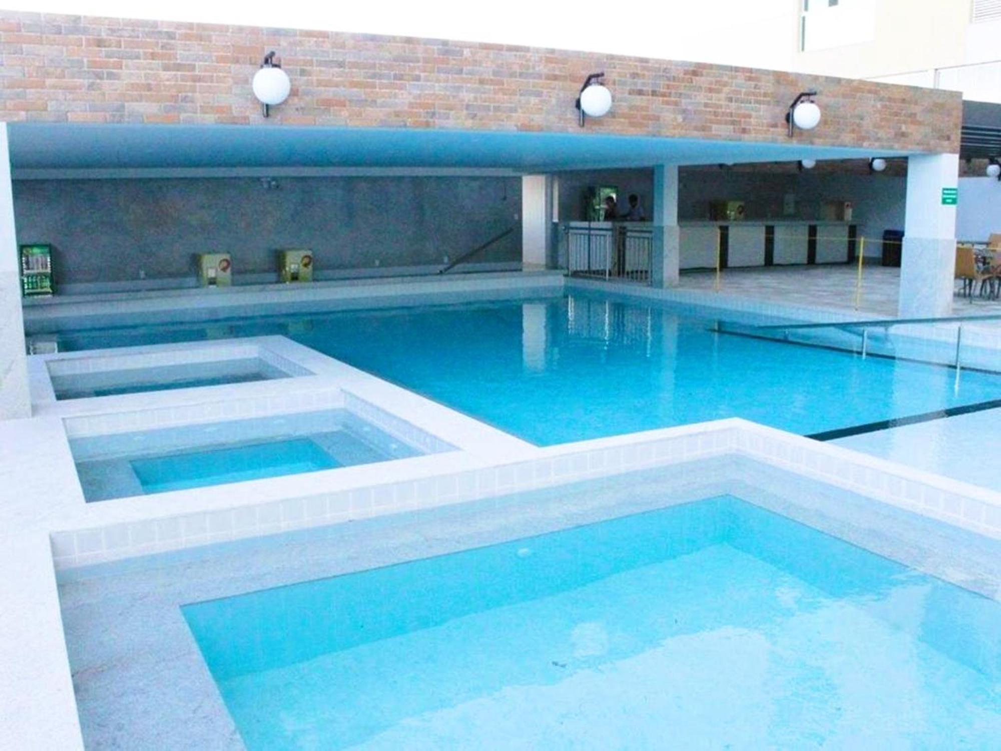 Piazza Diroma - Cortesia Park Diroma, Splash E Slide Caldas Novas Exteriör bild